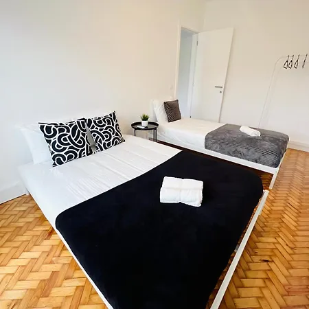 Apartment Crespo House Ii Fantastic Flat Next To Avenida Liberdade Lissabon