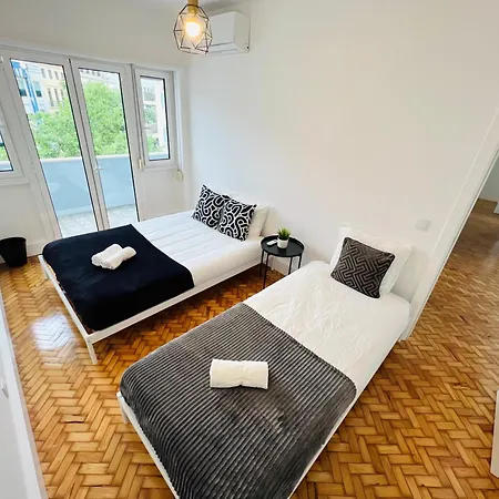 Crespo House Ii Fantastic Flat Next To Avenida Liberdade Appartamento Lisbona